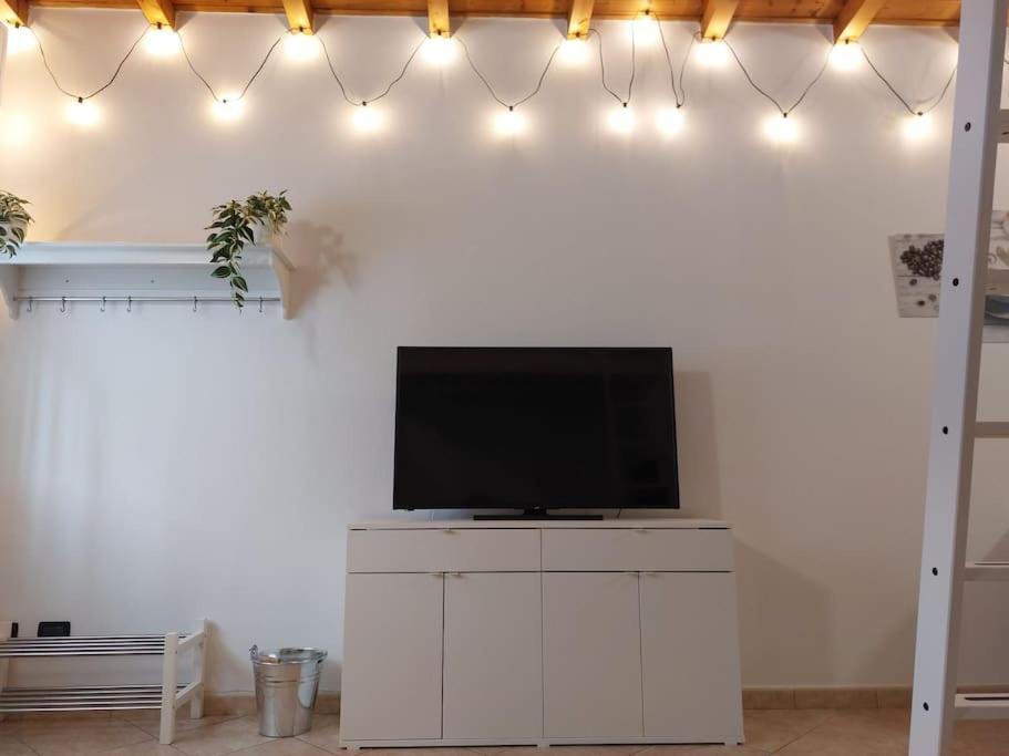 Bovísio-Masciago Milanese Smile Home! Graziosa Casa Con Parcheggio E Giardino מראה חיצוני תמונה