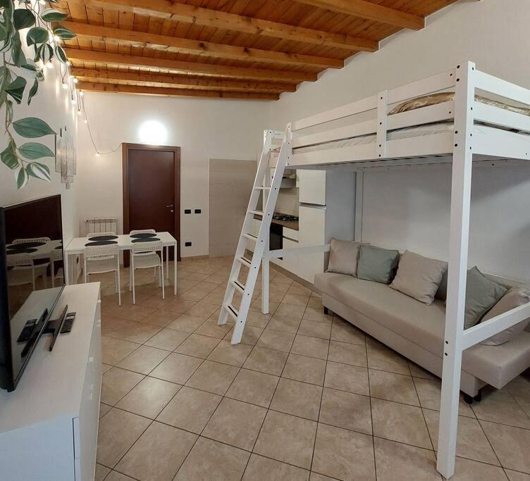 Bovísio-Masciago Milanese Smile Home! Graziosa Casa Con Parcheggio E Giardino מראה חיצוני תמונה